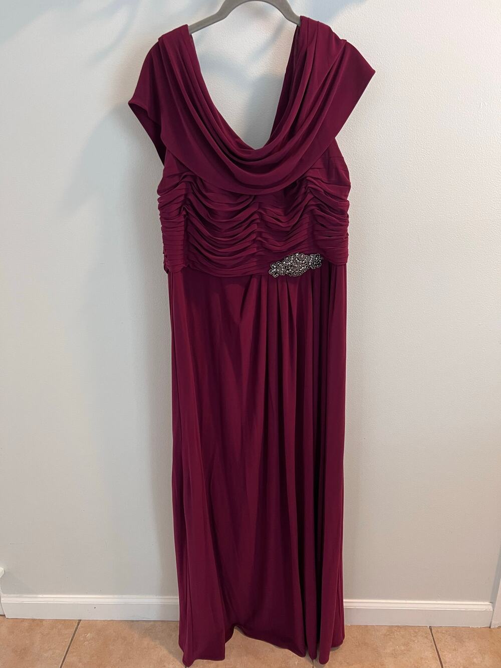Alex Evenings Cowl Neck Beaded Waist Merlot Wine Dress Size 16